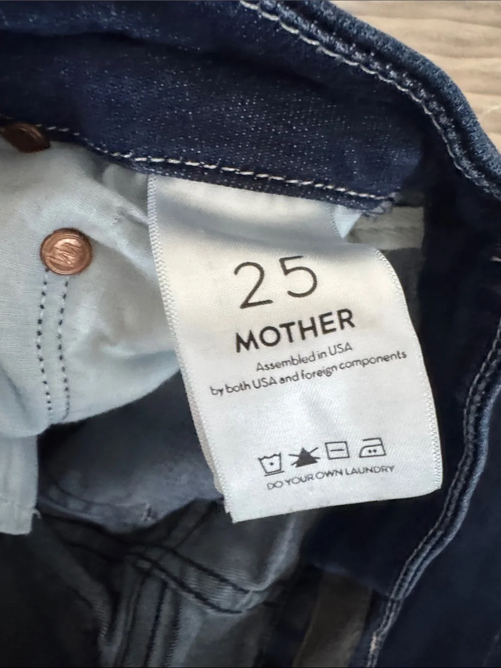 MOTHER Skinny Dark Indigo Stretch Jeans